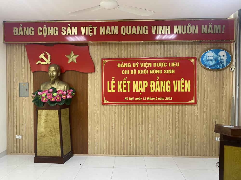 LỄ KẾT NẠP ĐẢNG VIÊN MỚI NĂM 2023